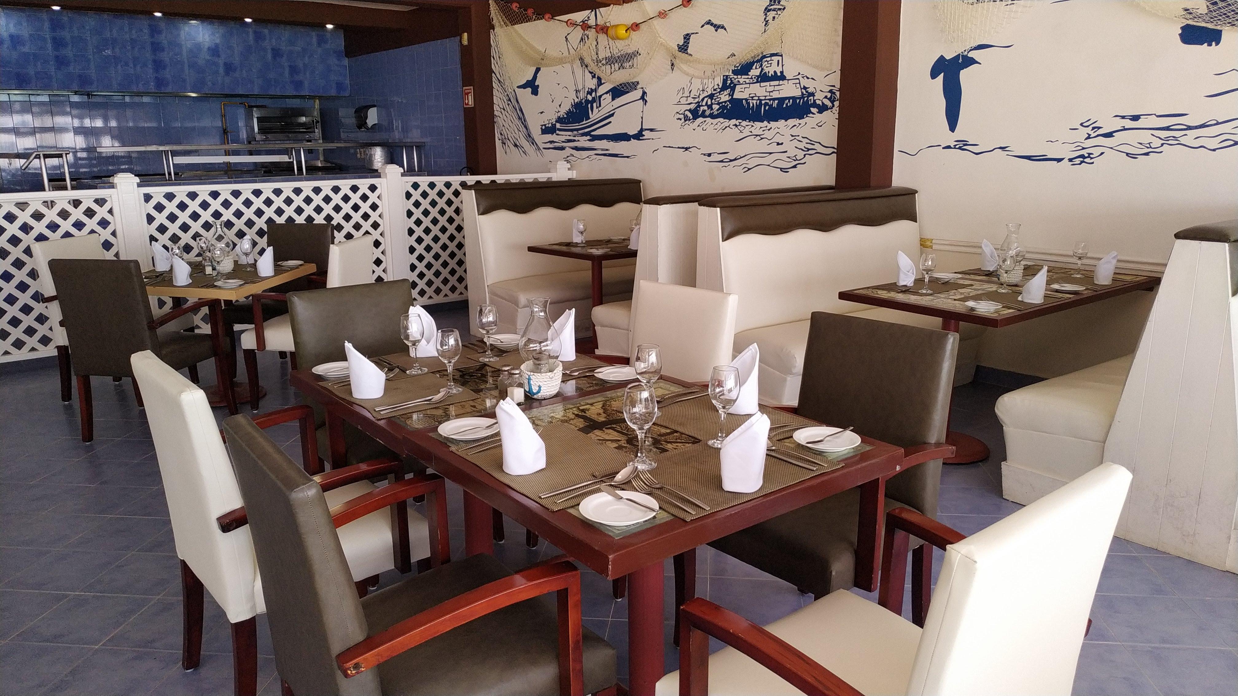 Golden Parnassus Resort & Spa (Adults Only) Канкун Екстериор снимка